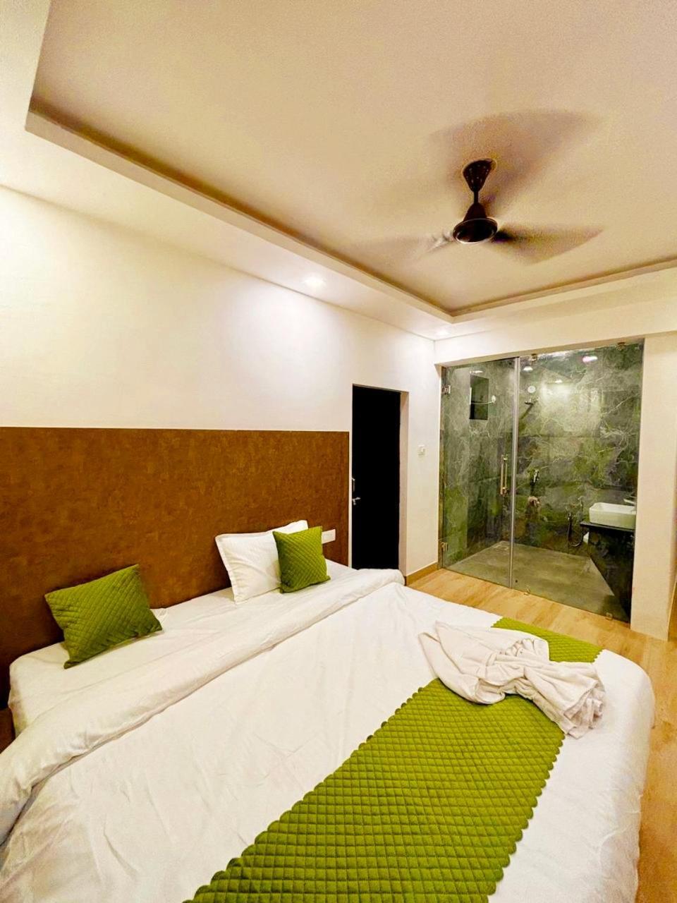 Baga Beach Inn Exterior photo